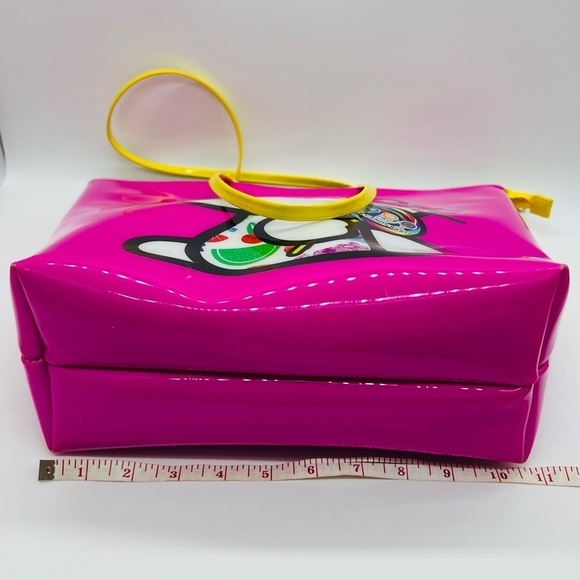 HELLO KITTY DYLAN’S CANDY BAR NY BRIGHT PINK AND YELLOW ZIPPERED TOTE - Picture 11 of 16